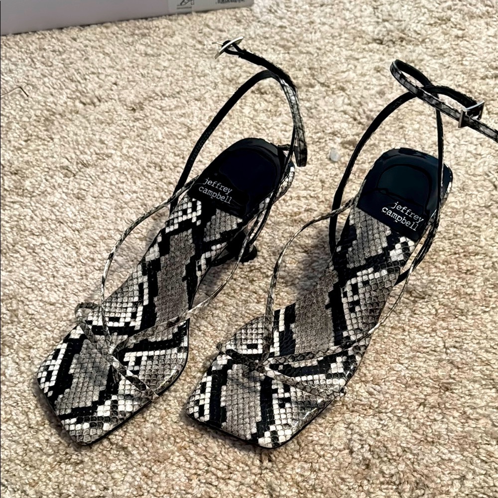Jeffrey Campbell Black and Gray Heels Sleek Design